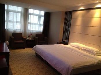 Provence Garden Hotel Wuhan Bagian luar foto