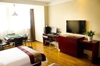 Provence Garden Hotel Wuhan Bagian luar foto